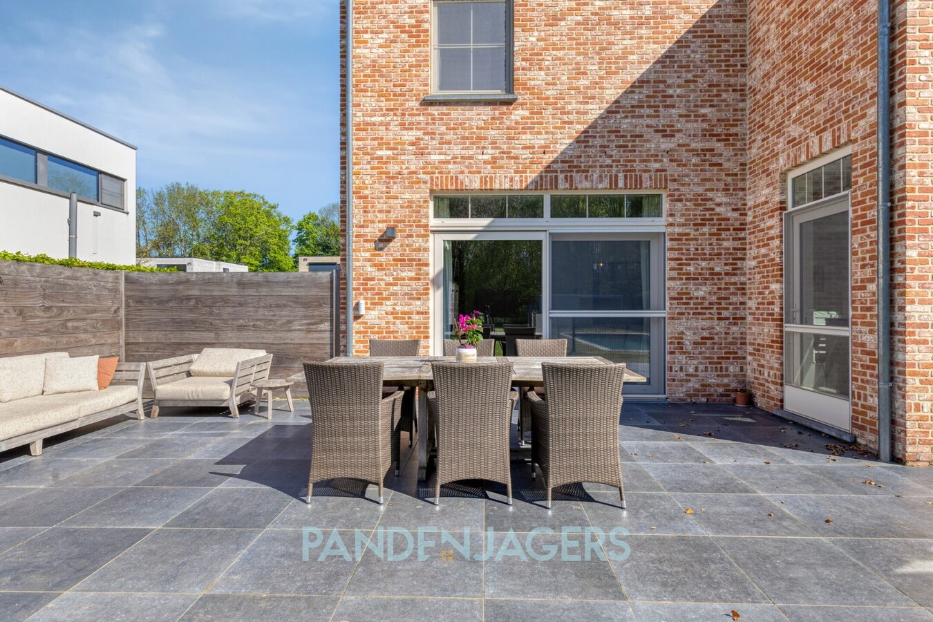 Recente woning (2018) met zwembad te Duffel 