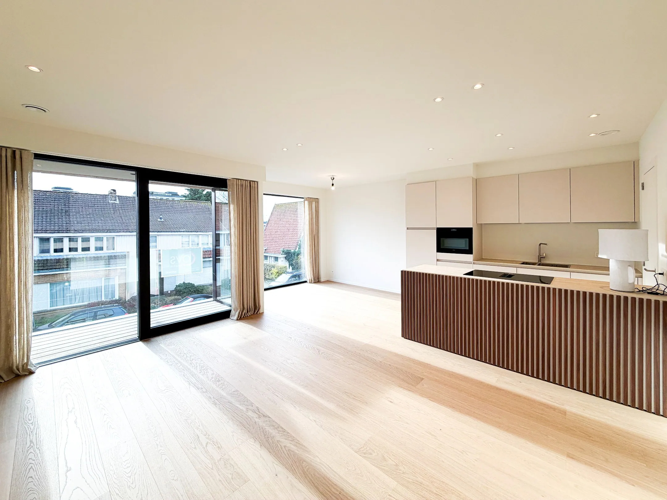 OPENDEURDAG Zaterdag 17/10  (10u-12u) te Knokkestraat 683: Centraal gelegen nieuwbouw-appartement in de residentie Maurice (met mogelijkheid tot aankoop van een inpandige autostaanplaats). 