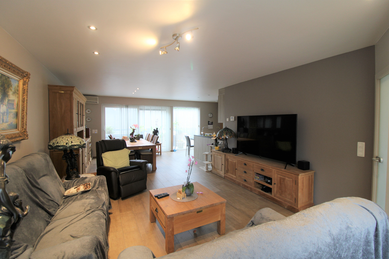 Ruime woning met 3 slaapkamers en garage in centrum Kortemark 