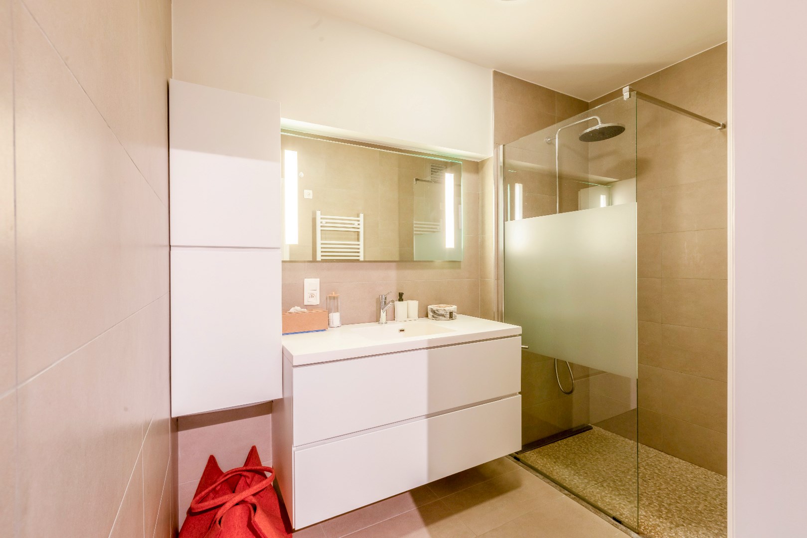 Ruim instapklaar appartement met 3 slaapkamers en een prachtig uitzicht op het park! 