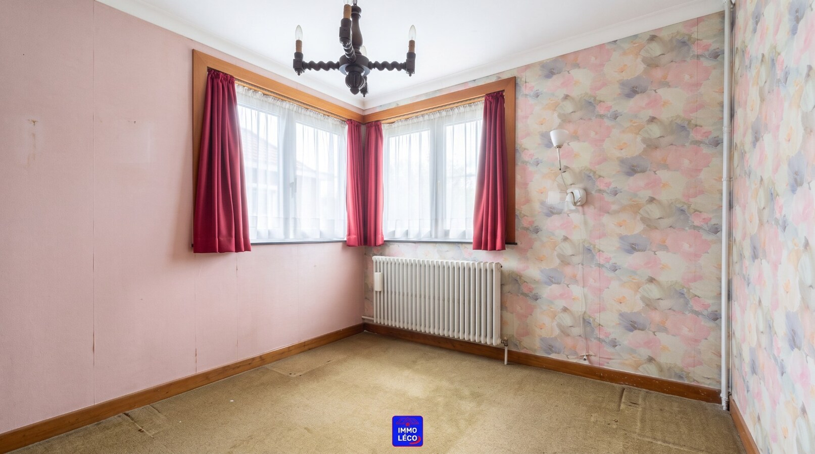 3 façades avec garage, jardin, excellent potentiel, secteur "La Coquinie" ! 