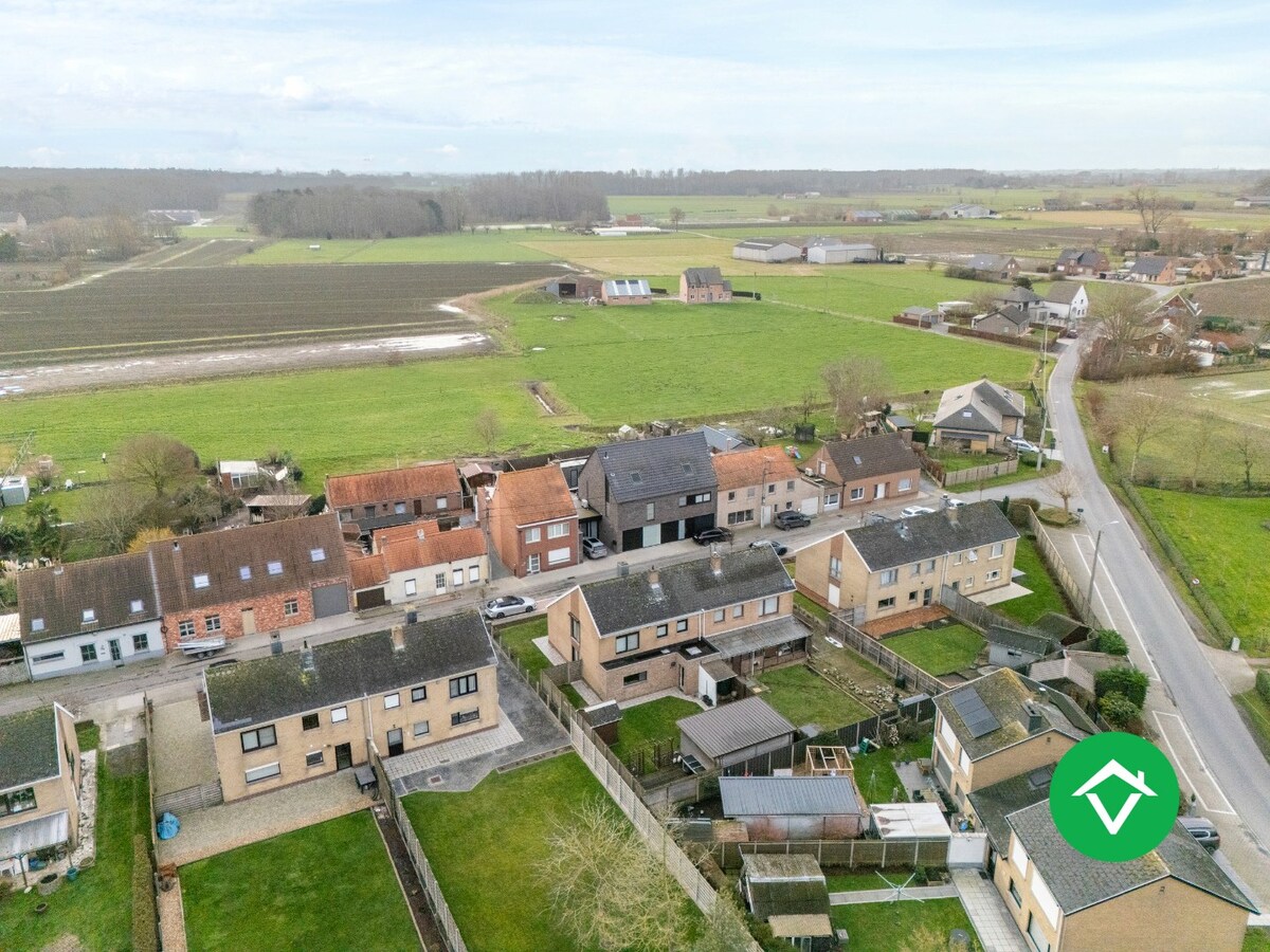 Instapklare woning met 3 slaapkamers en garage te Koekelare 