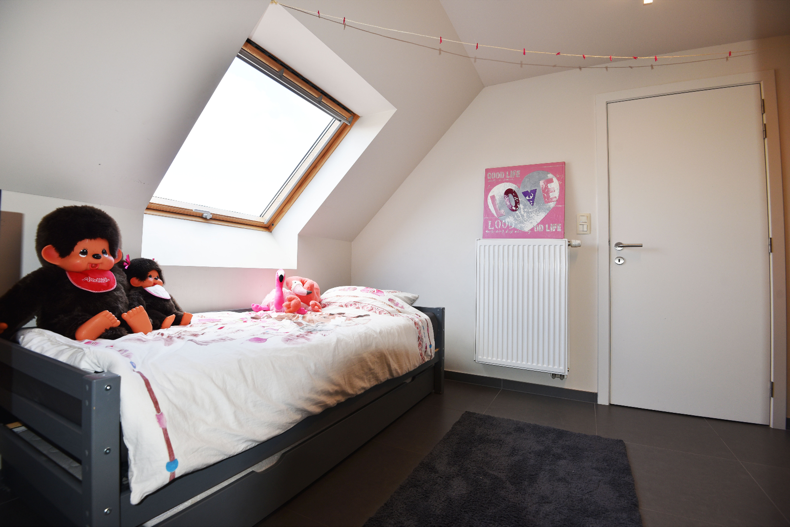 Energiezuinige bel-etage met ruime garage en 3 slpks nabij centrum Maldegem 