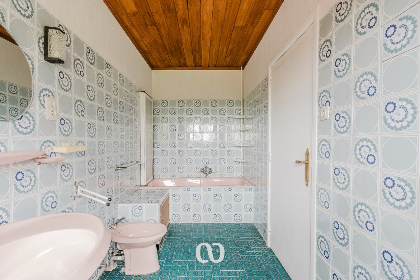 Bungalow met prachtig uitzicht en volledige onderkeldering in Heurne 