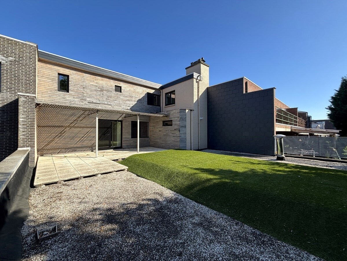 Verkocht duplex - Pelt