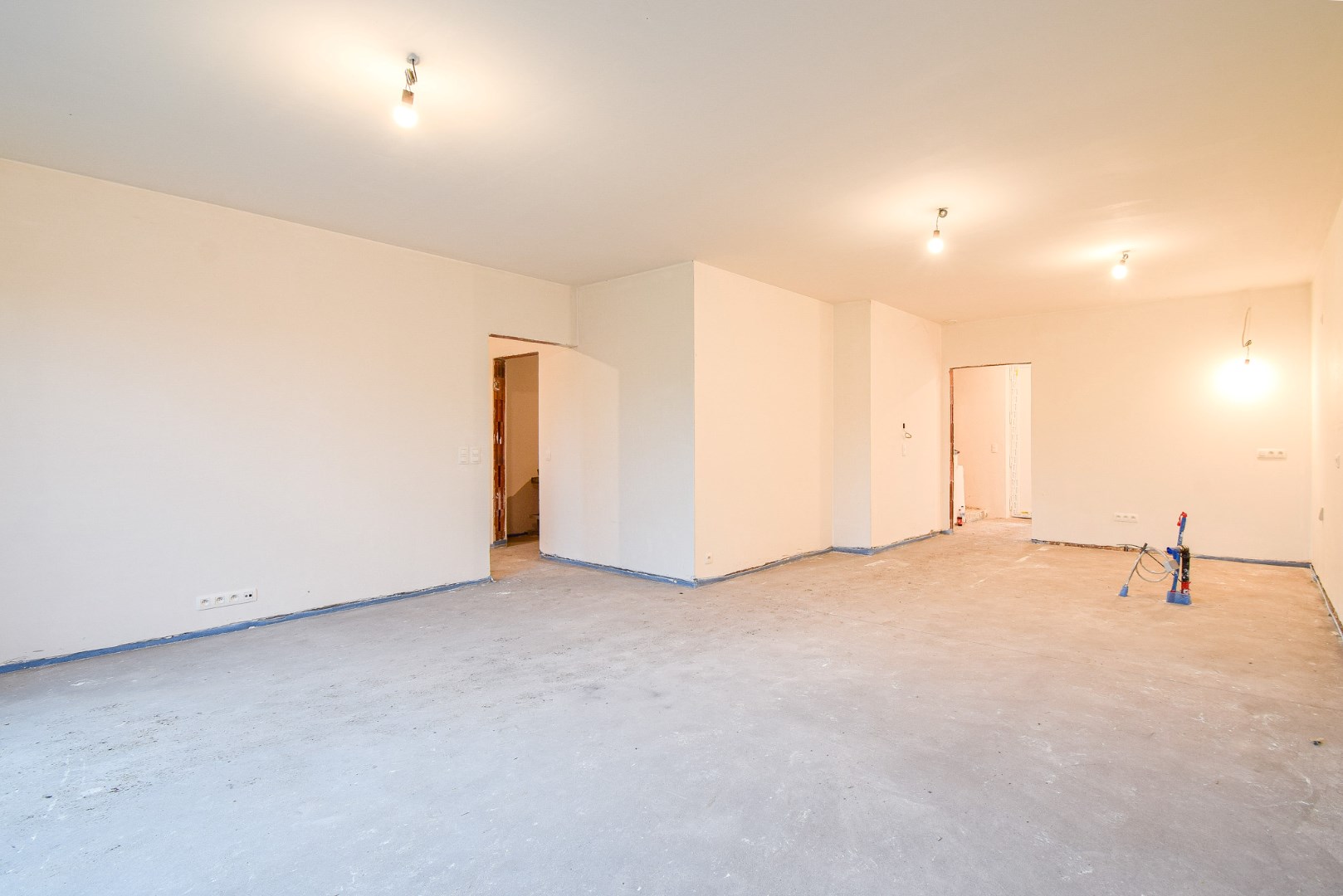 Ruime nieuwbouwwoning met mooi perceel van 431 m² op rustige ligging te Slijpe 