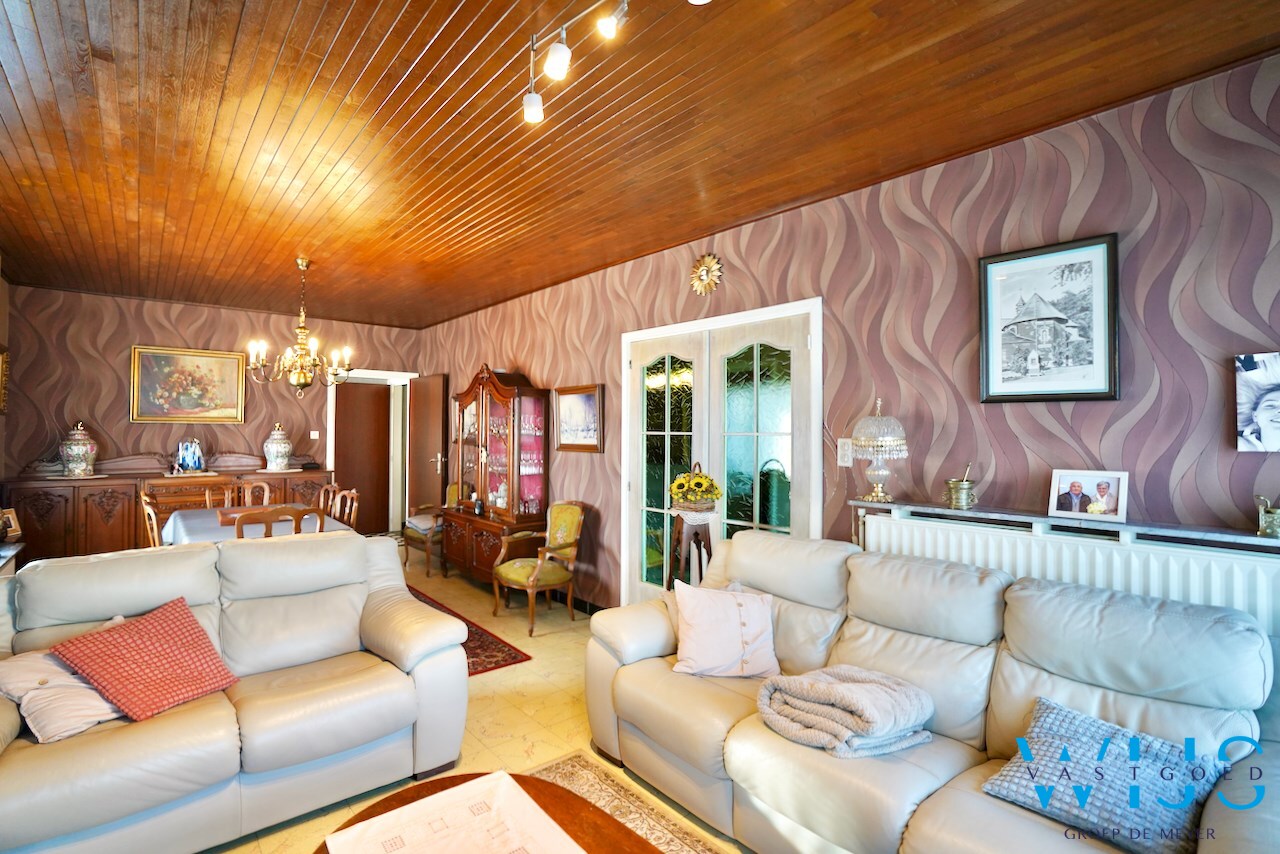 Subliem gelegen woonhuis te Ertvelde ! 