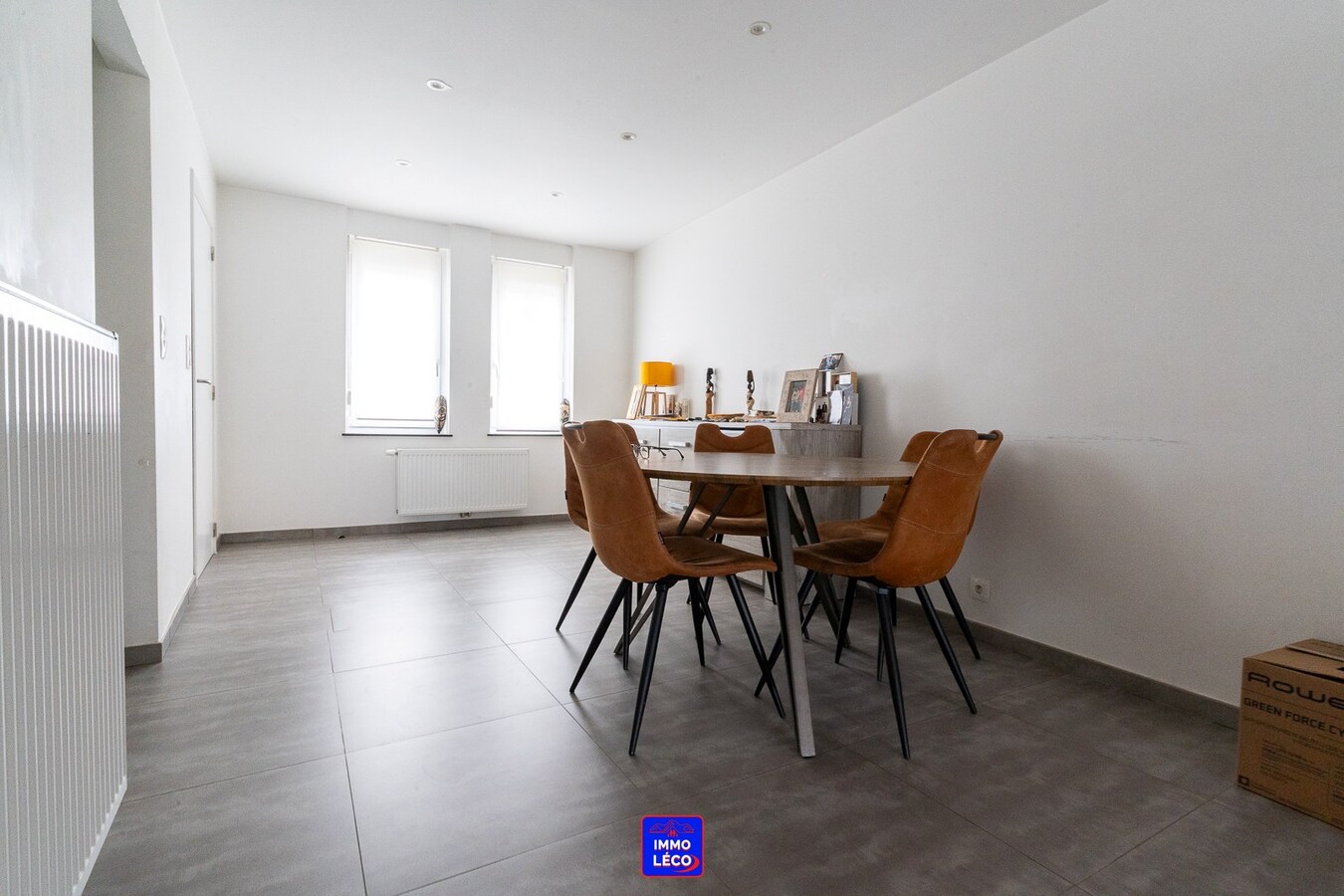 Maison rénovée avec jardin et garage, beaux volumes ! 