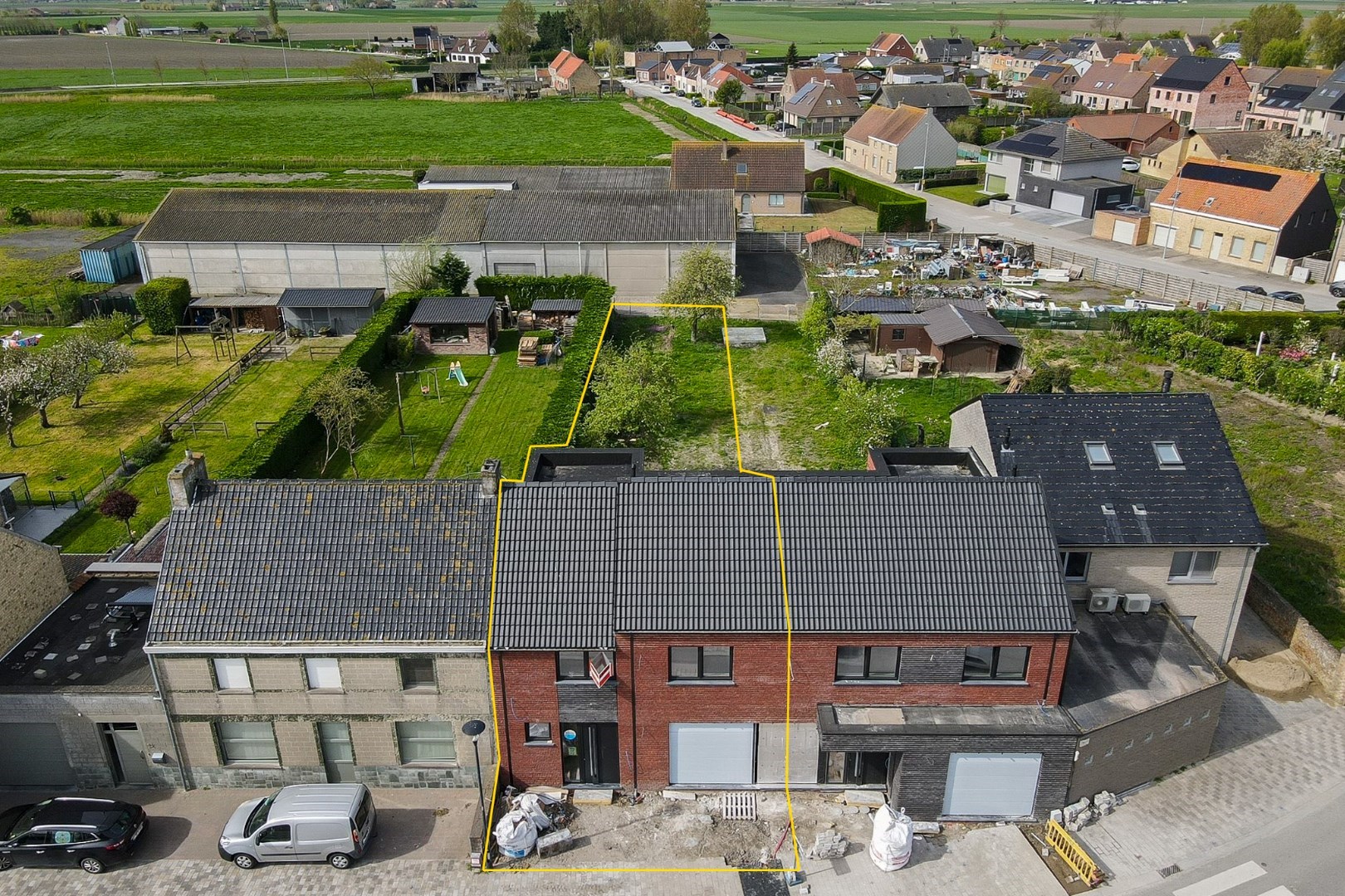 Ruime nieuwbouwwoning met mooi perceel van 431 m² op rustige ligging te Slijpe 