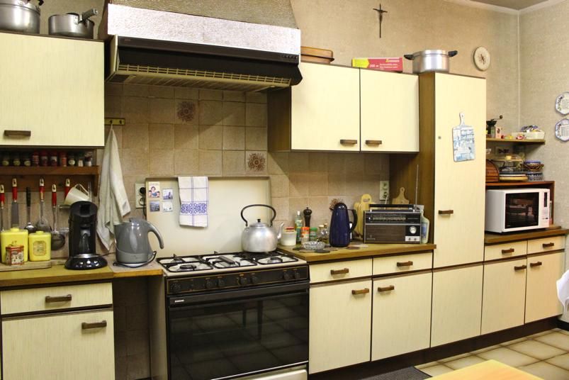 Magnifieke op te frissen gezinswoning met perfecte ligging! 