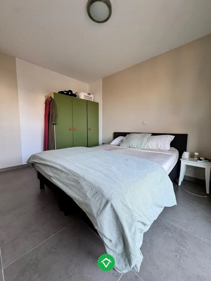 Prachtig appartement met 2 slaapkamers garage en groot terras te Leke 