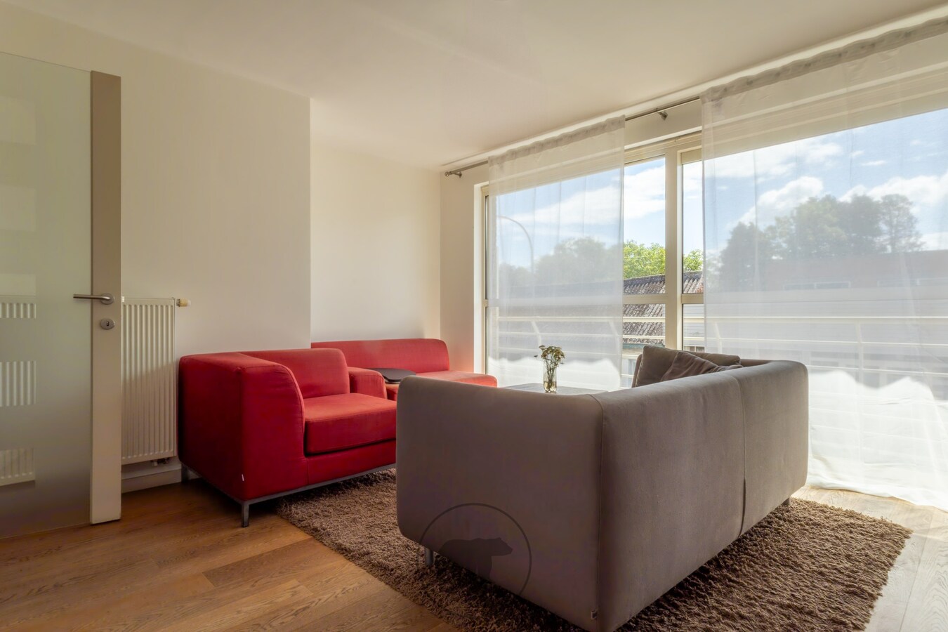 Tweeslaapkamer appartement met garagebox in centrum Wachtebeke 