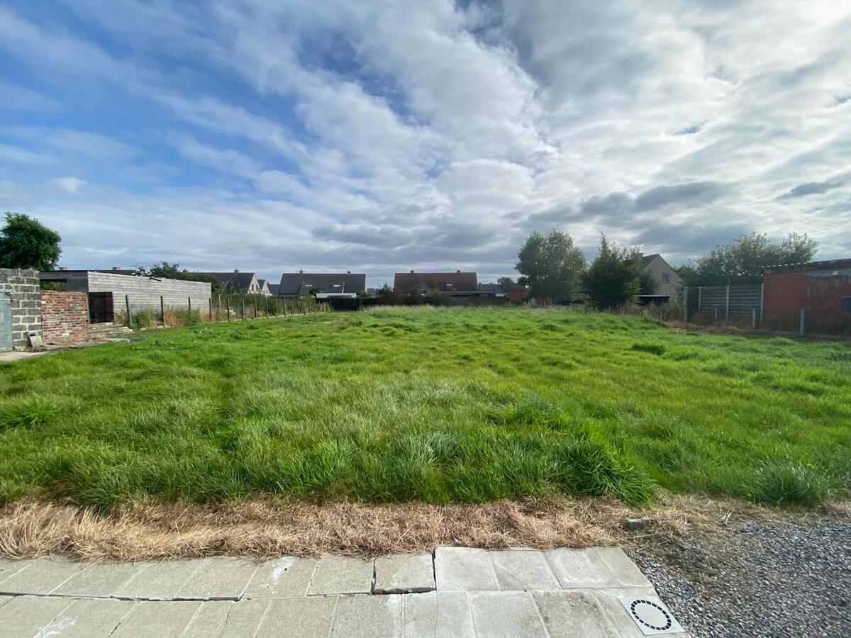 Woning met 3 slaapkamers op 1875m² 