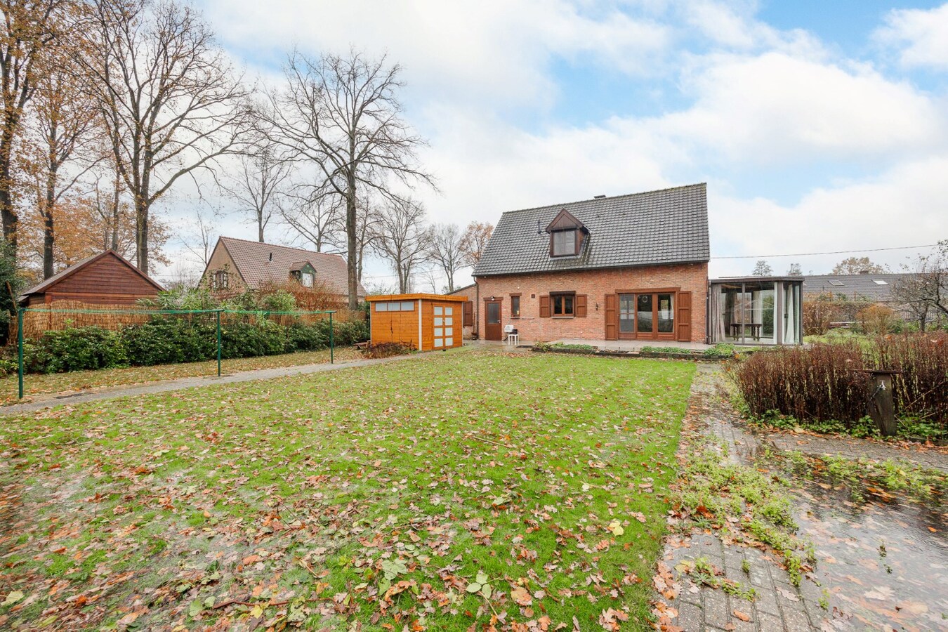 Mooi landhuis met perceel 1133 m² op toplocatie 