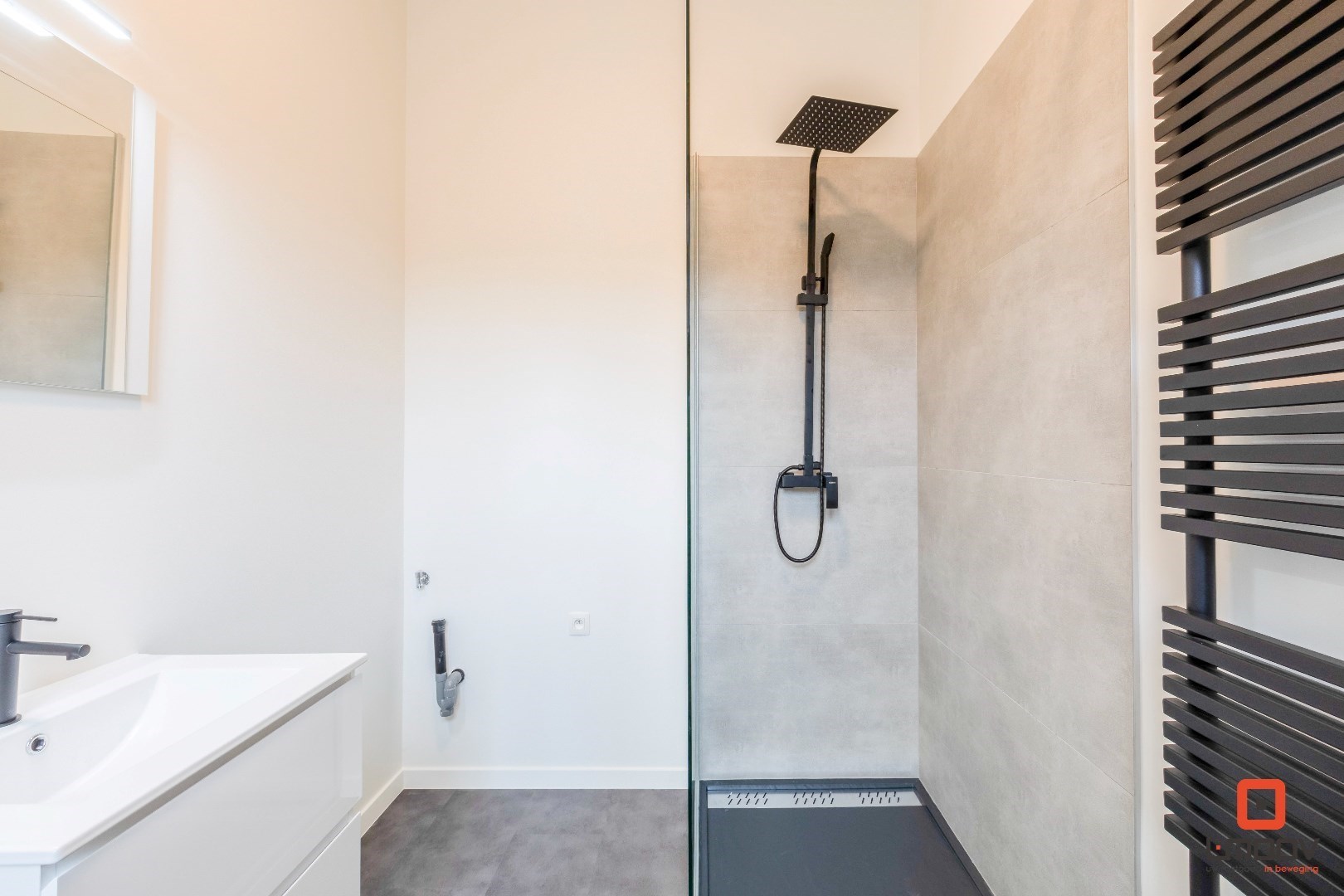 Comfortabele, pas gerenoveerde woning op topligging! 