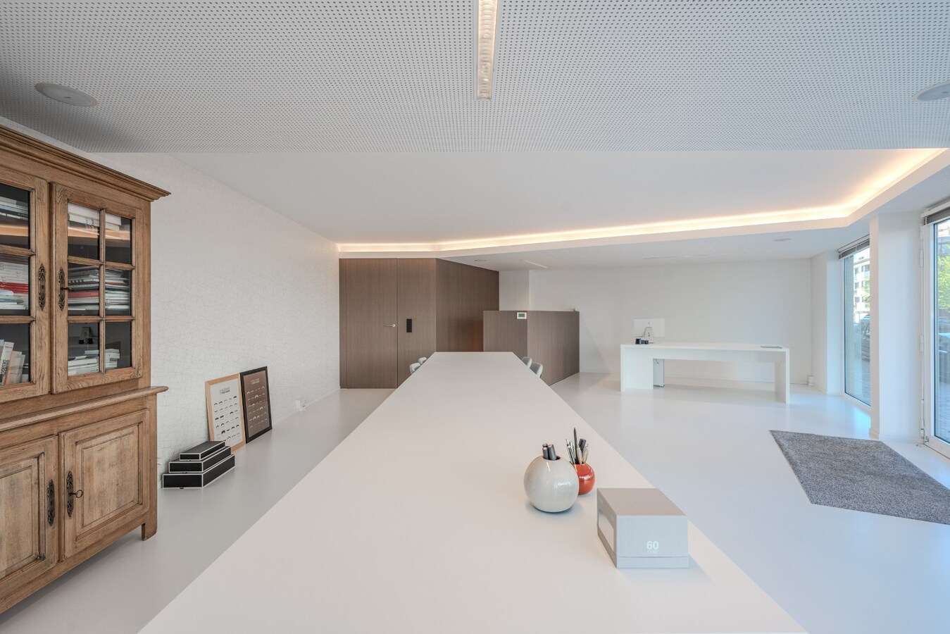 Commercial shop for sale in De Panne