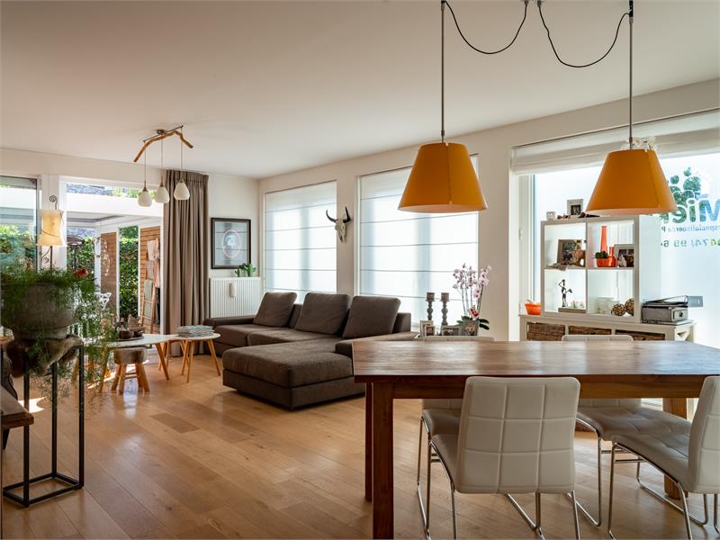 Parel van een appartement met unieke buitenruimtes in Sint-Amandsberg 