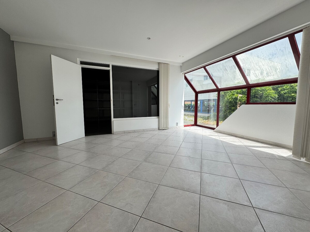 Handelspand met woonst te Ichtegem 