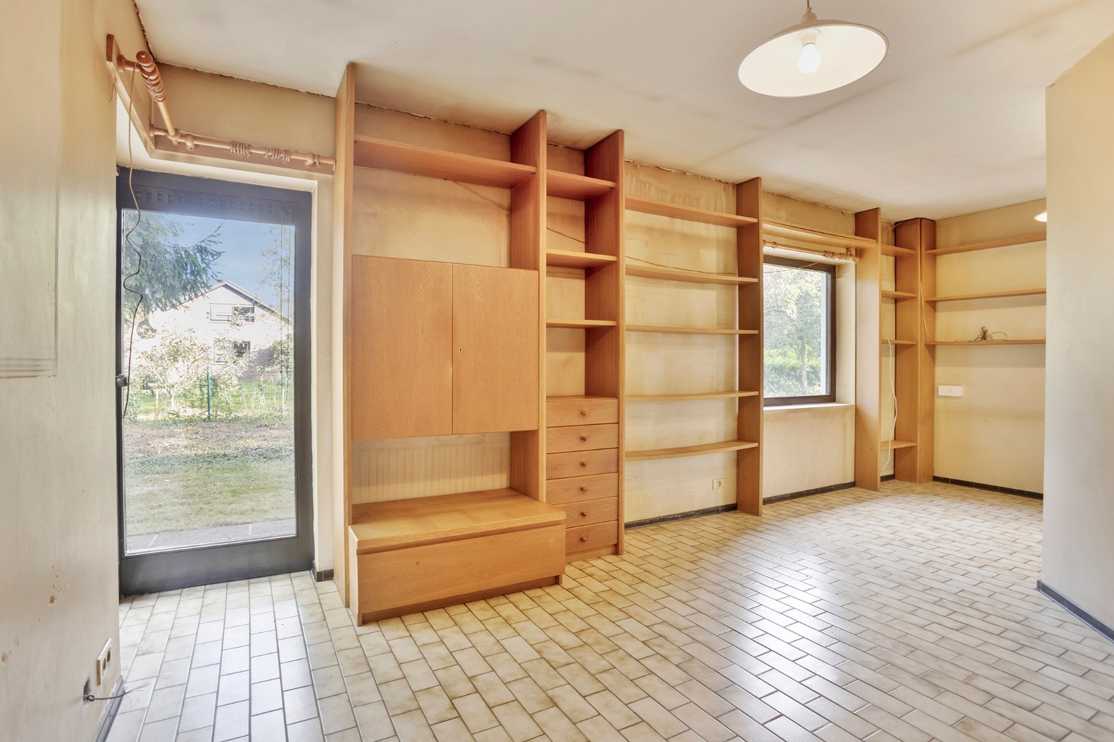 Ruime woning in een doodlopende straat met 4 slaapkamers, 2 badkamers op een prachtig perceel vlak bij het Meerdaalwoud 