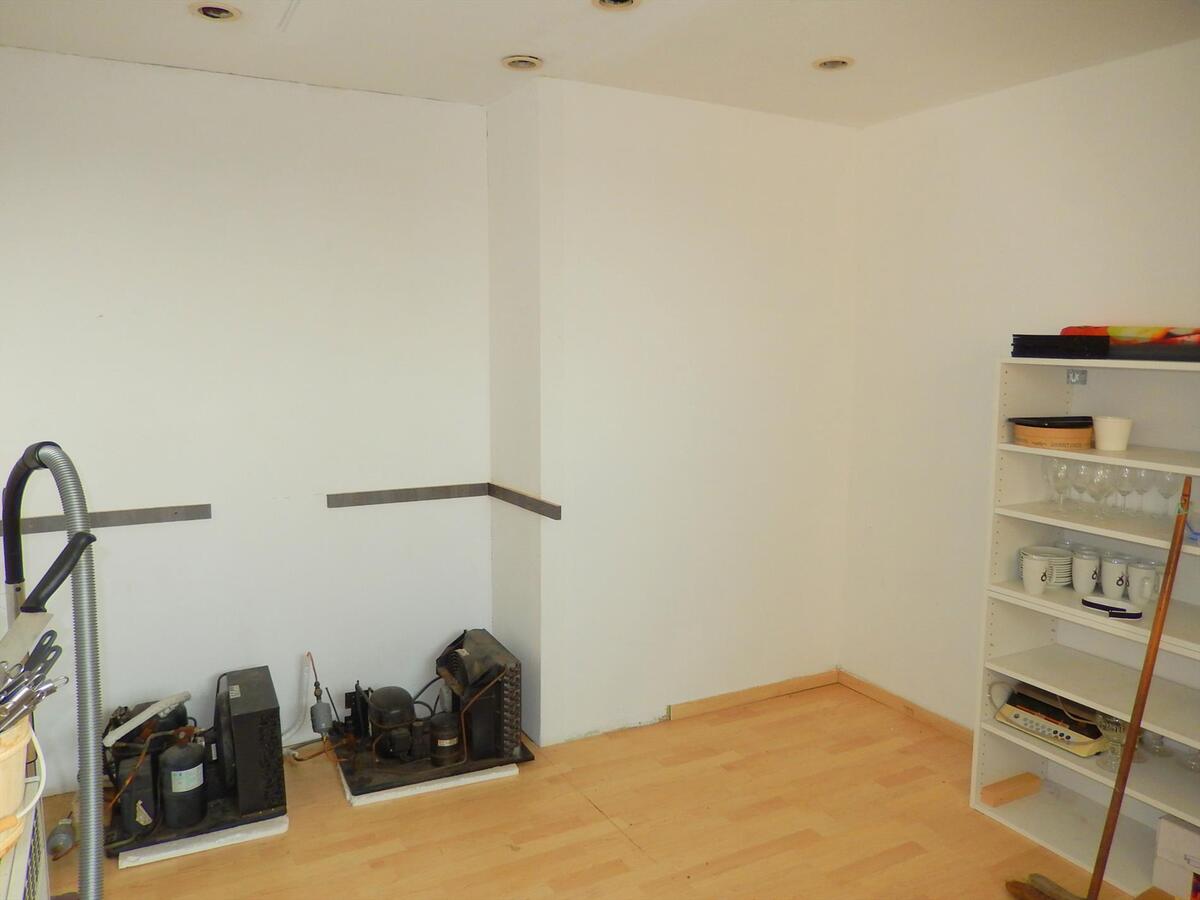 Handelspand op de markt van Gistel 