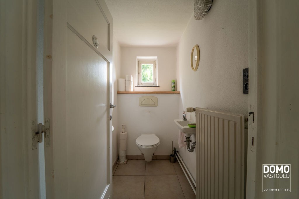 CHARMANTE TE RENOVEREN WONING MET 4 SLAAPKAMERS OP EEN PERCEEL VAN 13A TE HASSELT (KURINGEN) 