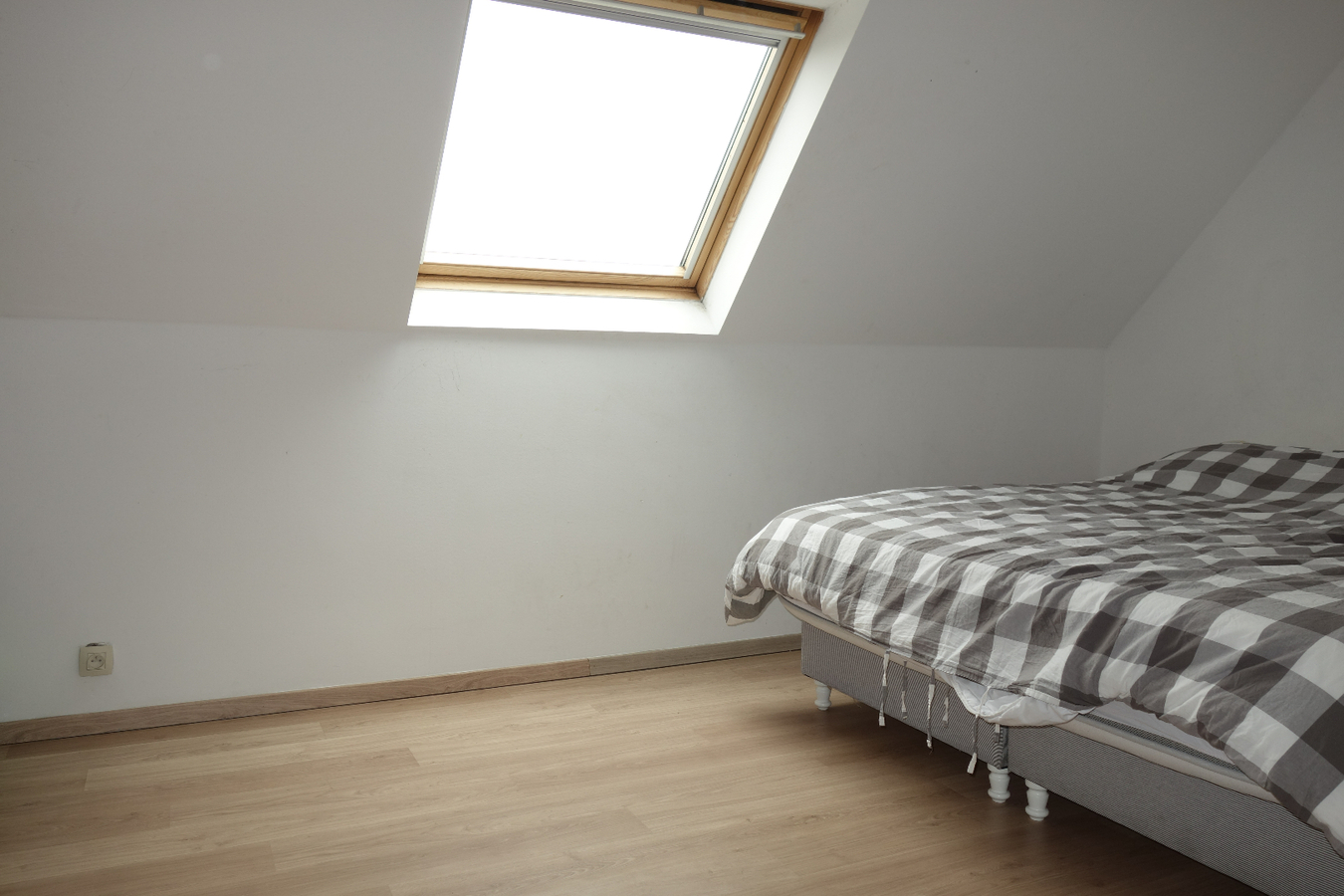 Maison de ville loué À Mouscron