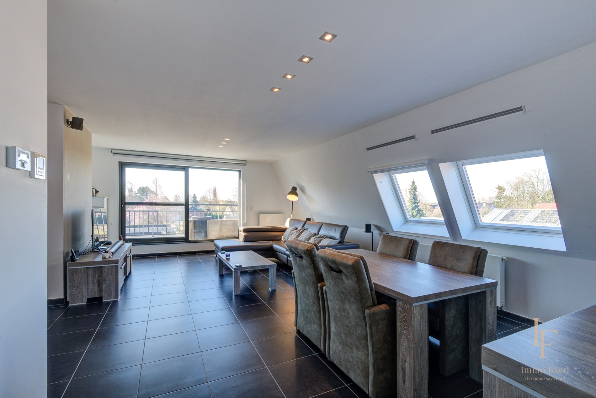 Jouw nieuwe thuis in Wommelgem – Stijlvol, ruim en klaar om in te trekken! 