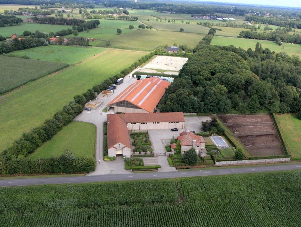 Te koop | Met Optie / reservatie woning - Geel