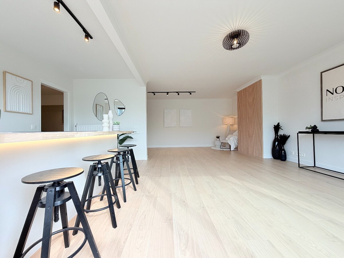 Fantastisch superruim leefappartement in hartje van Gullegem ! *** NONO INSPIRED *** 