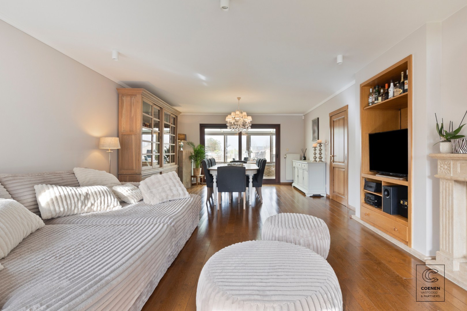 Instapklare gezinswoning met 4 à 5 slaapkamers op een rustige ligging te Oostmalle! 