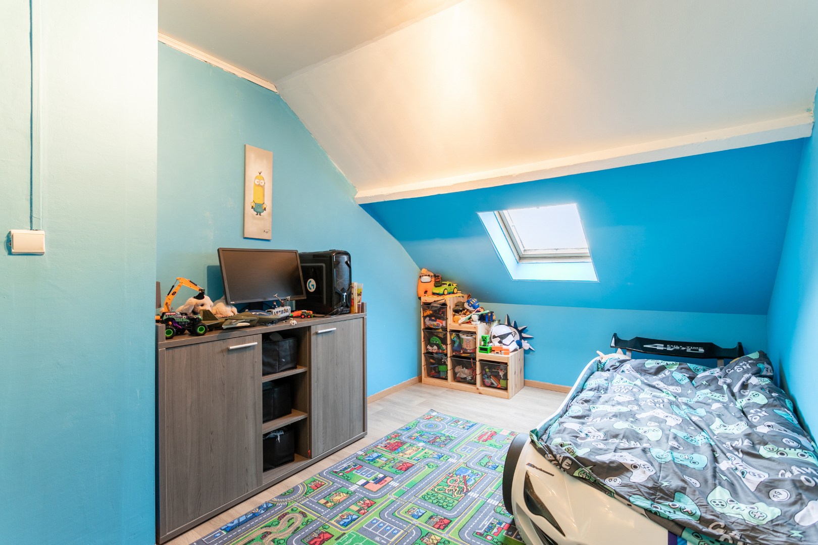 Instapklare woning met 3 slaapkamers, veranda en garagebox in Lembeek 