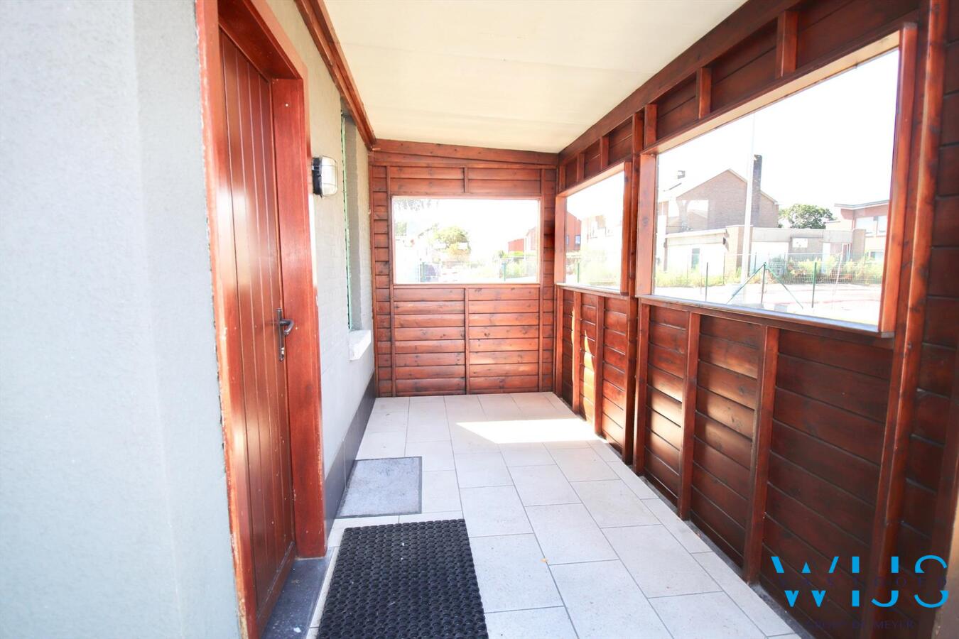 Woonhuis met 1 slaapkamer in het centrum van Ertvelde ! 