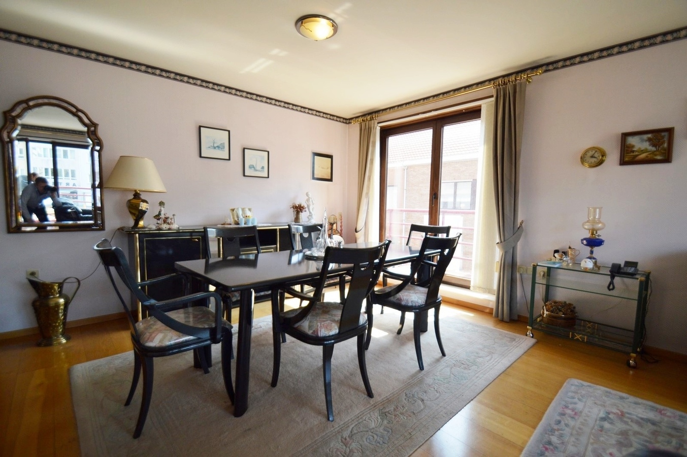 Lichtrijk hoekappartement vlakbij het centrum - Heist 