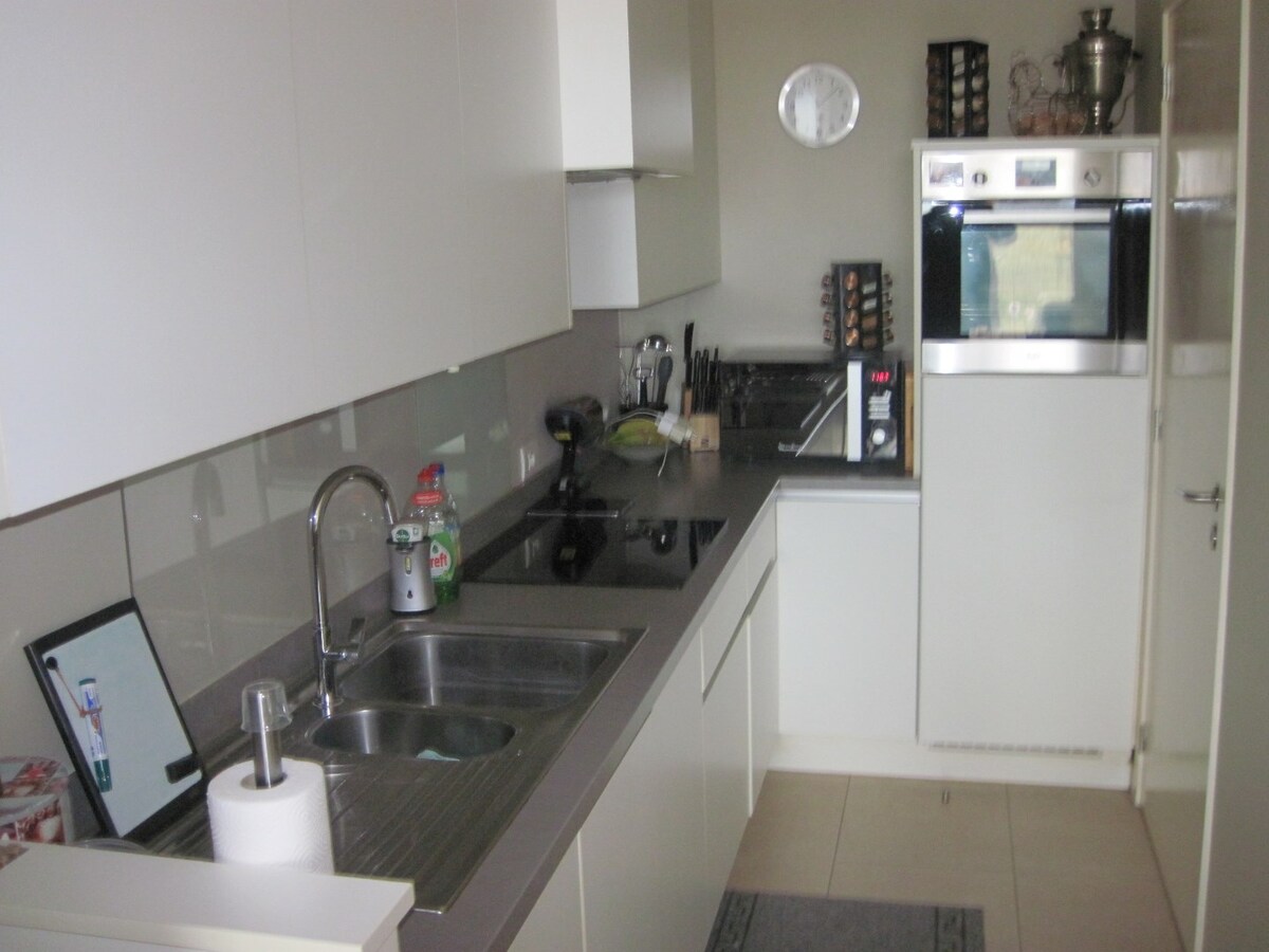 2-slaapkamer appartement met aangenaam terras. 