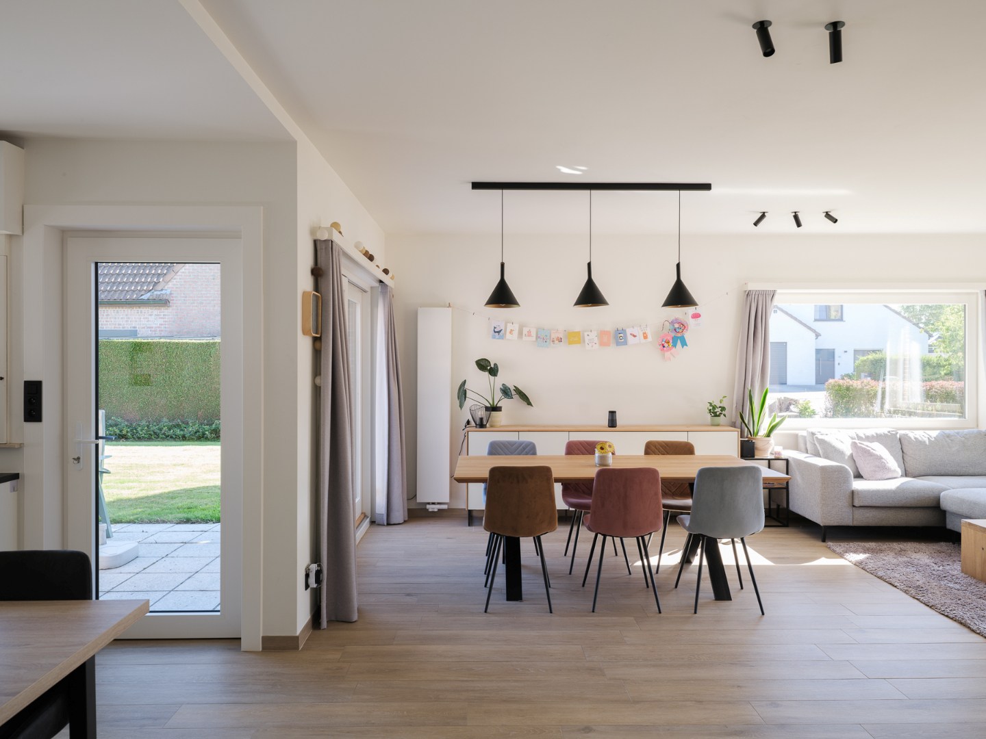 Open bebouwing met 5 slp. en tuin te Drongen 