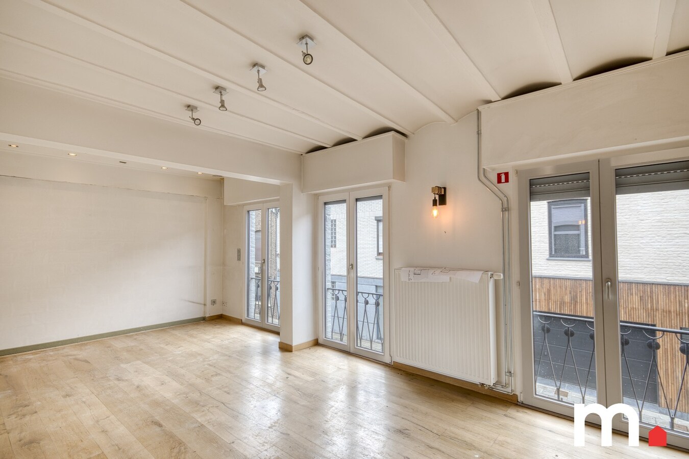 Vergund renovatieproject met veel potentieel in het hart van Wevelgem! 