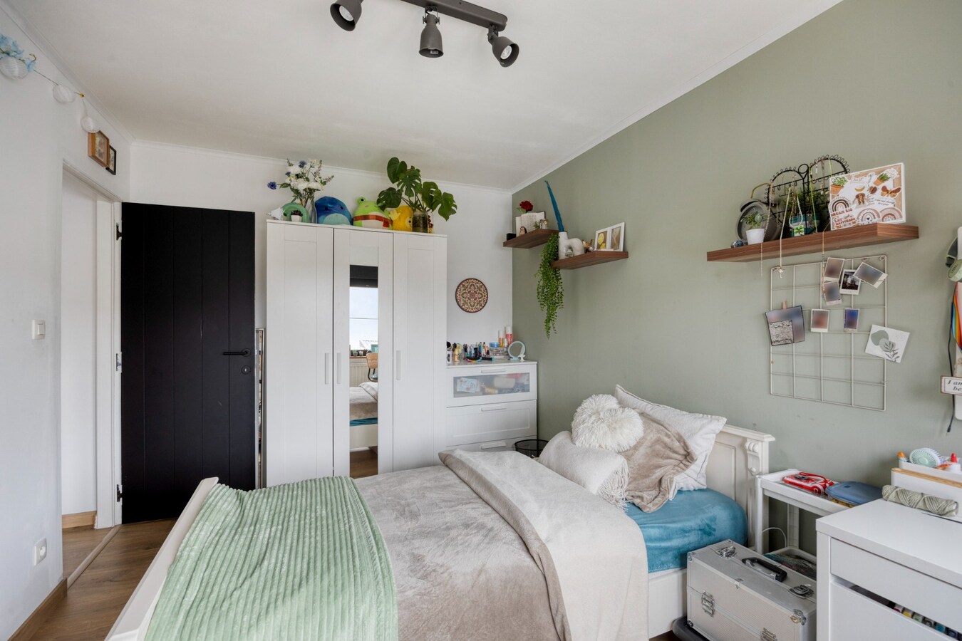 Instapklare woning met 3 slaapkamers en tuin. 