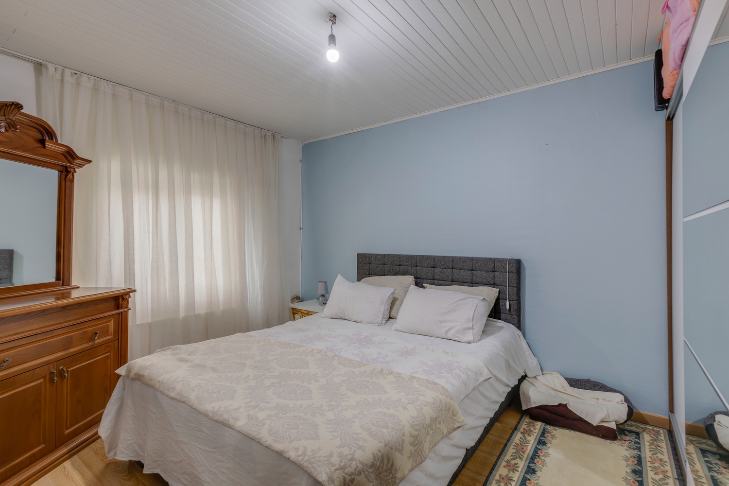 Triplex appartement met casco handelsgelijkvloers 