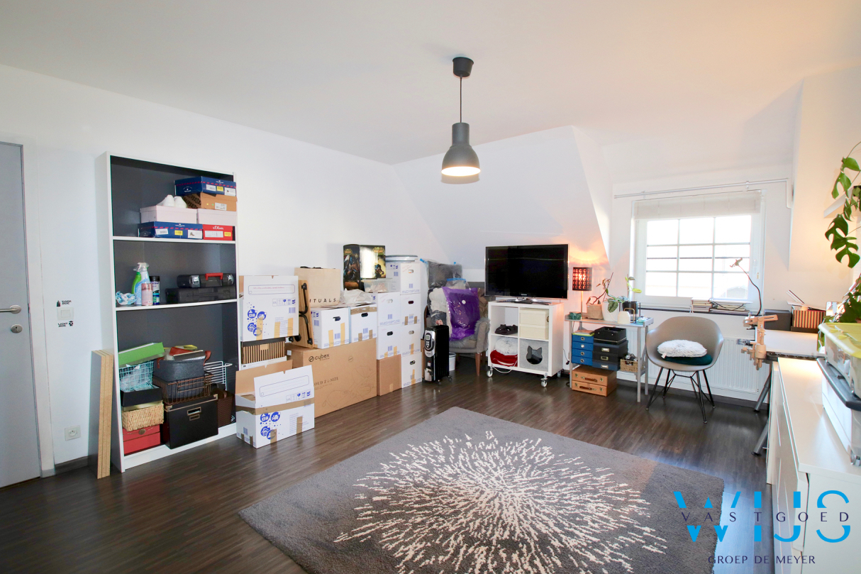 Instapklare woning met 4 slaapkamers ! 