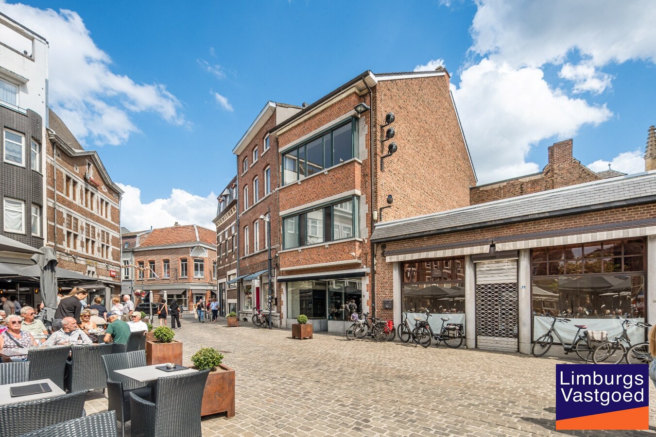 Handelshuis op commerciële topligging aan de Grote Markt 