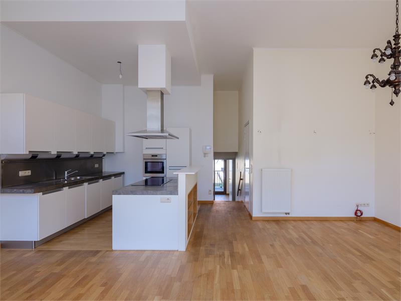 Riant appartement met luxe afwerking op top locatie 