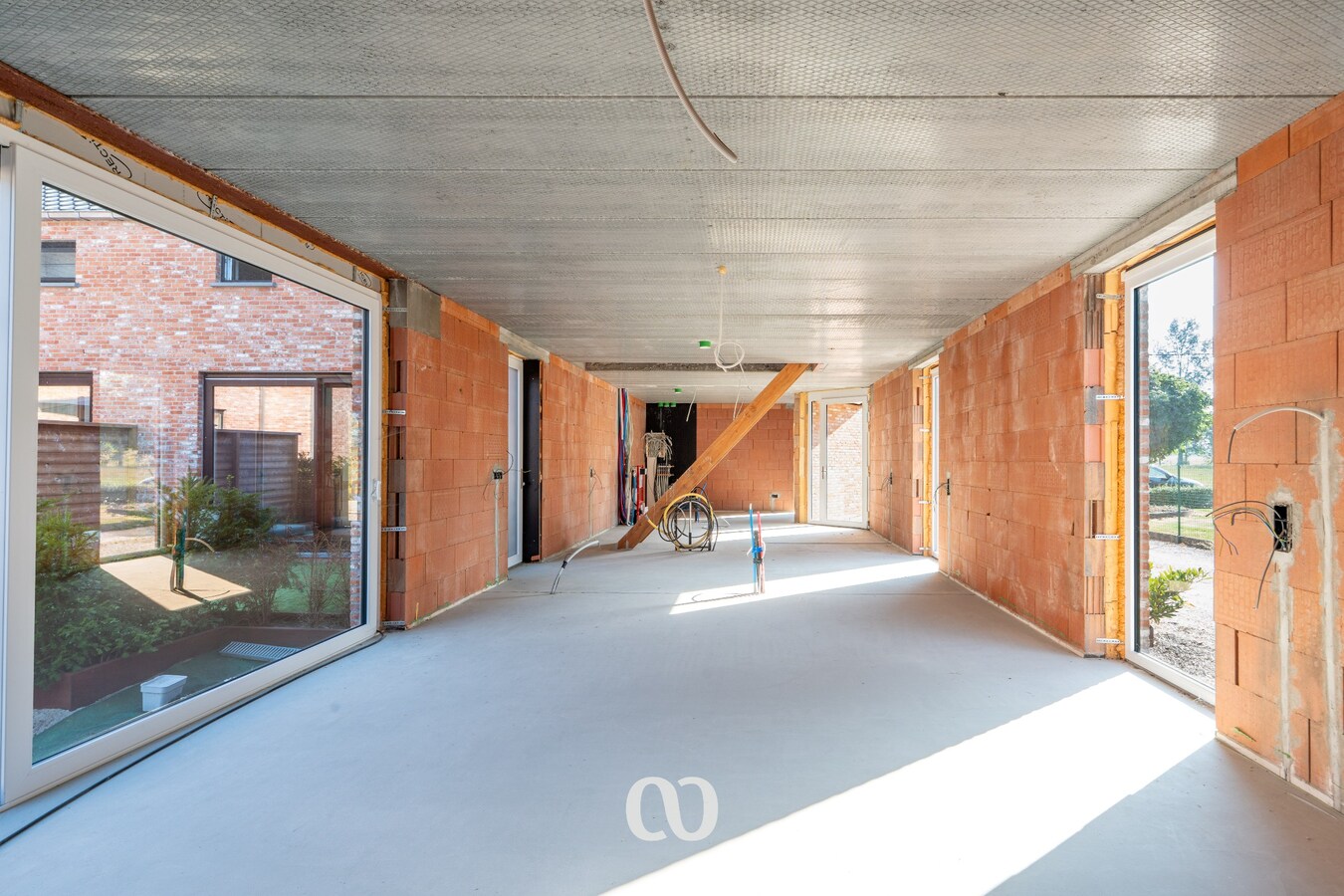 Ruime casco woning met tal van mogelijkheden! 