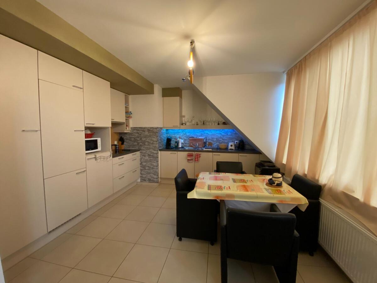 Gezellig dakappartement met 2 ruime slaapkamers 