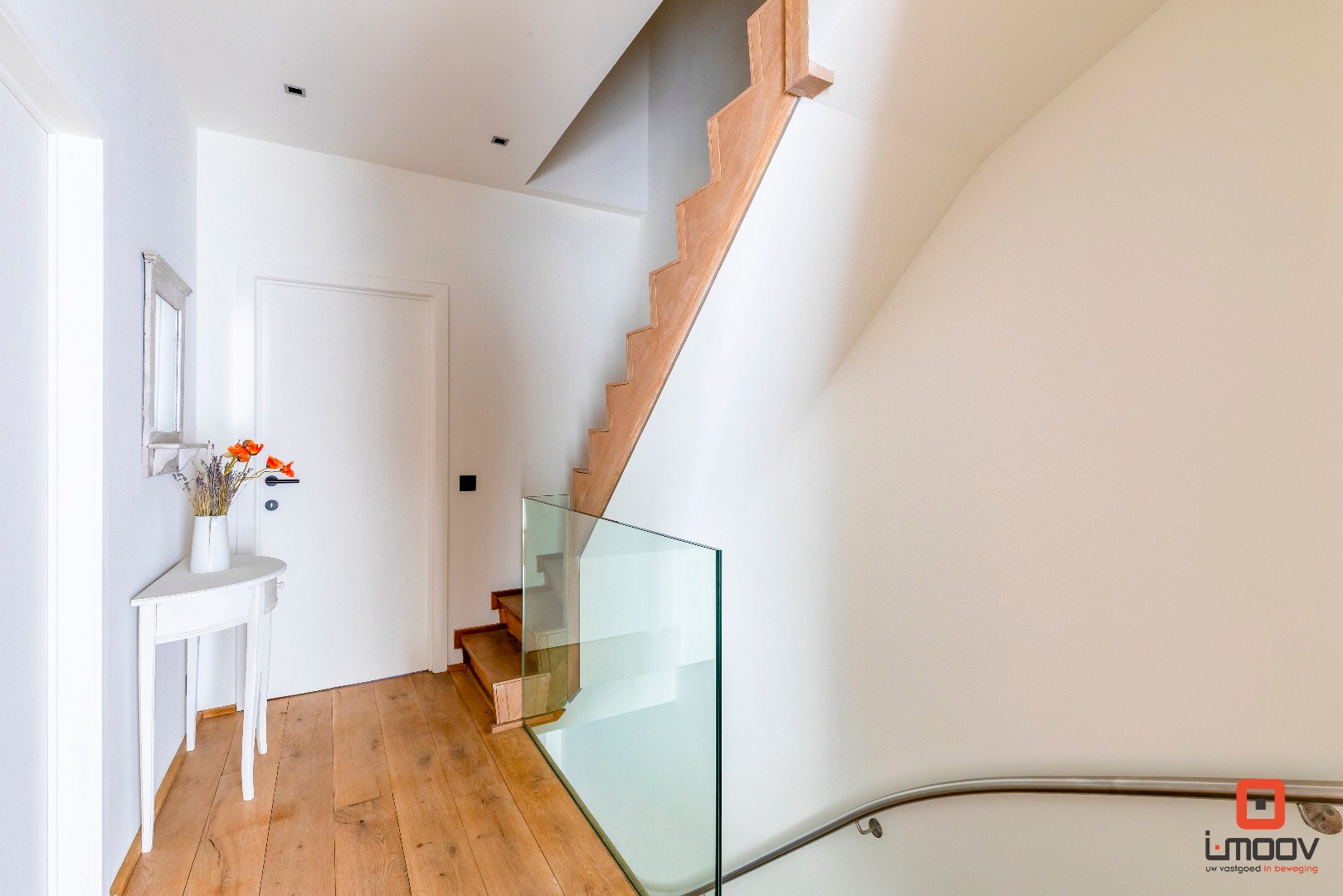 Architecturale woning met 3 slaapkamers te Zwijnaarde 