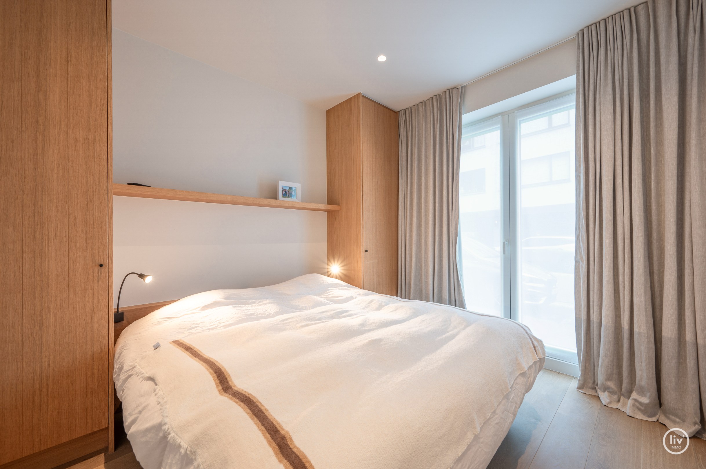Gezellig gelijkvloersappartement met tof terras gelegen op de Leopoldlaan te Knokke. 