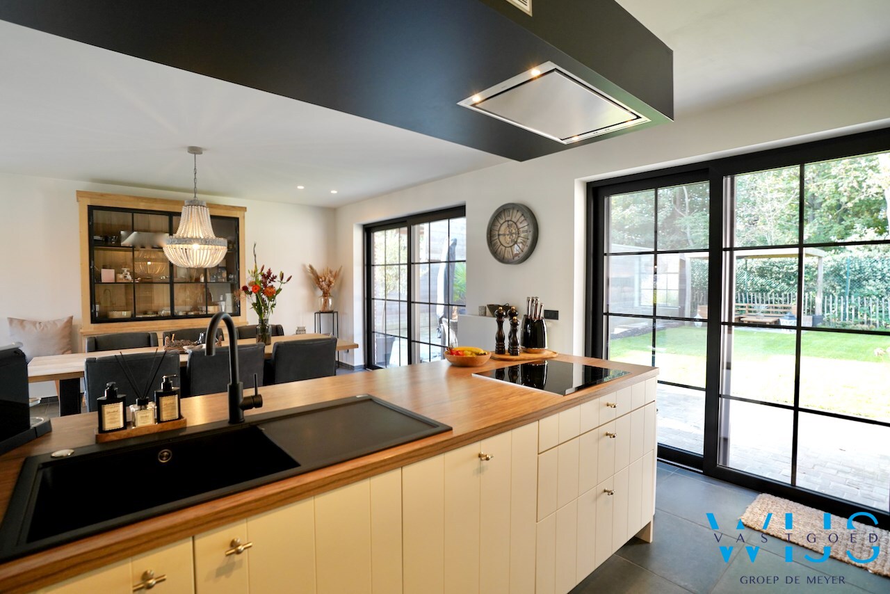 Prachtige nieuwbouw te Bassevelde ! 