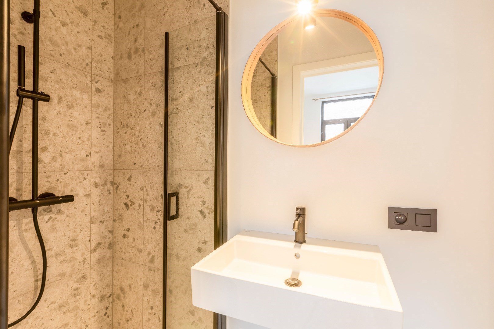 1-slaapkamerappartement met gemeenschappelijke tuin 