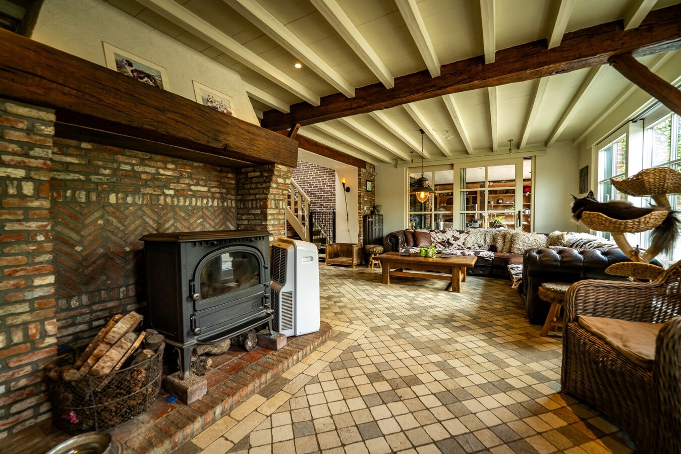 Quietly located house with a meadow of approximately 55 acres in Herk-de-Stad 