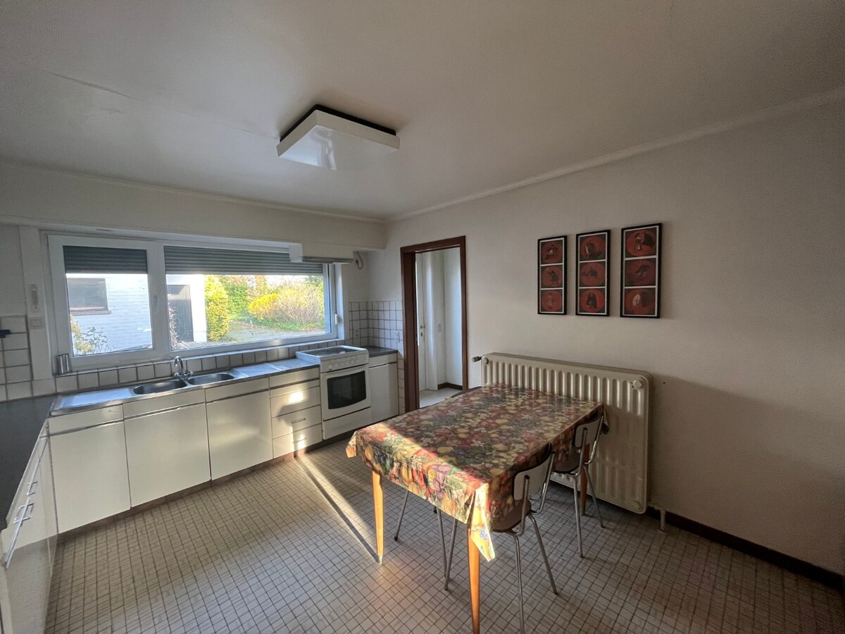 Ruime bungalowwoning. 