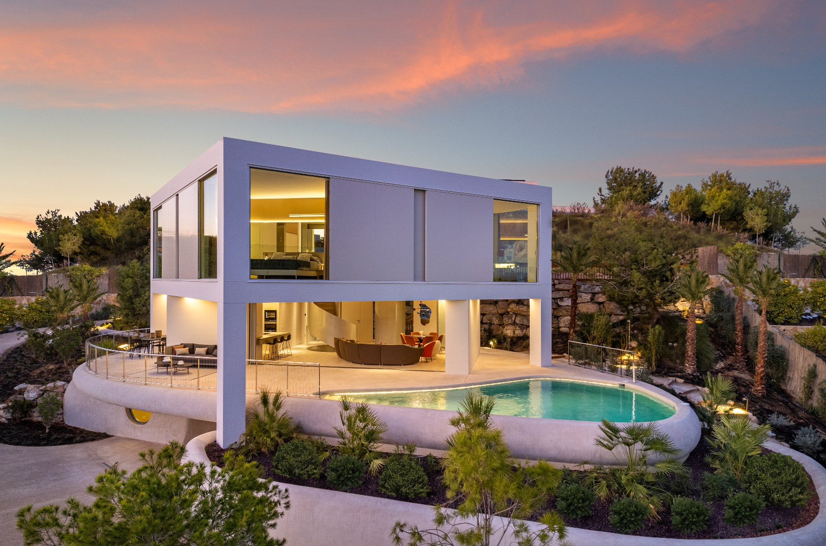 PEBBLES IS ART – Exclusieve designvilla in Las Colinas Golf &amp; Country Club 